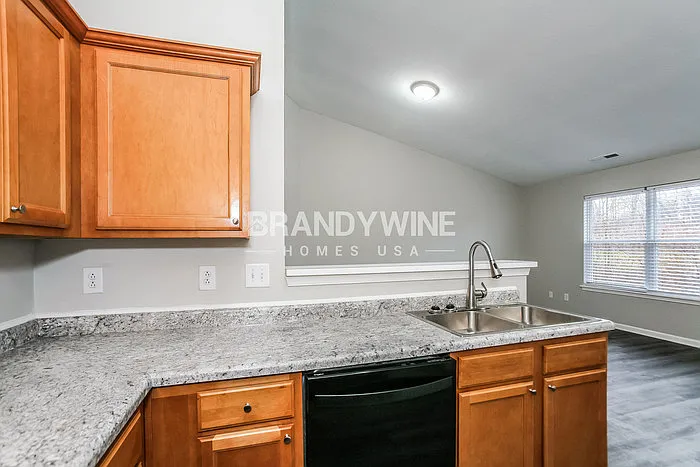 1933 Lisa Walk Dr — Photo 7