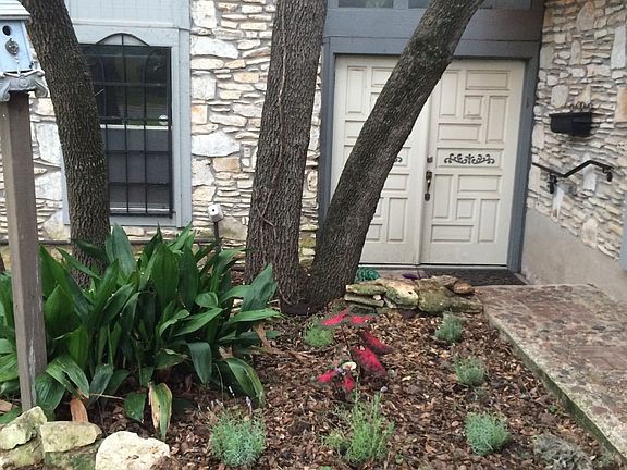 2nd image of 5203 Meadow Creek Dr