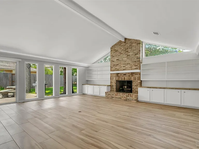 442 Mignon Ln — Photo 12