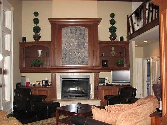 5th image of 9979 Sylvian Dr