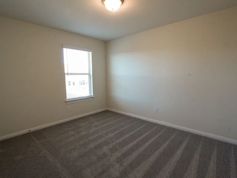 17004 Alturas Ave — Photo 24