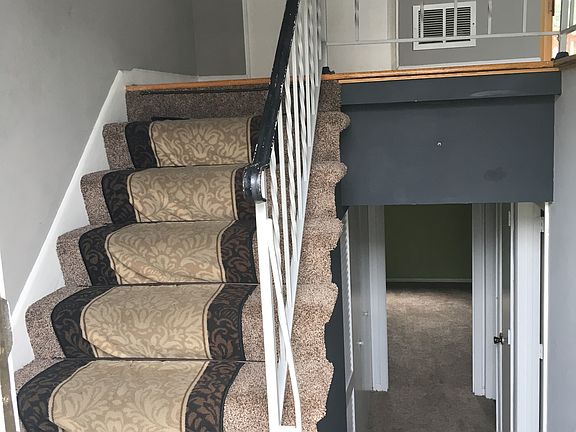 4th image of 8941 Ironwood Ave S