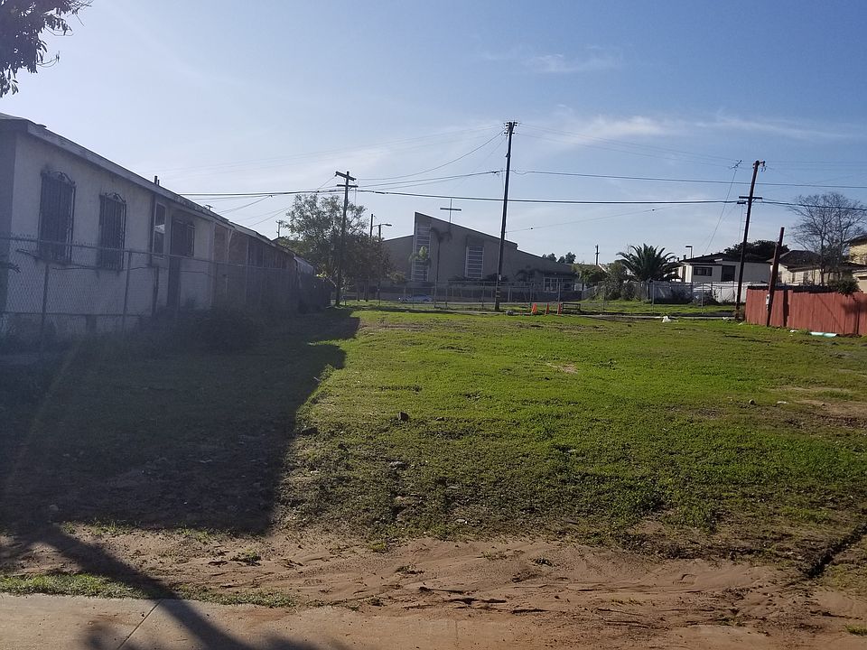1st image of 3059 Martin Ave