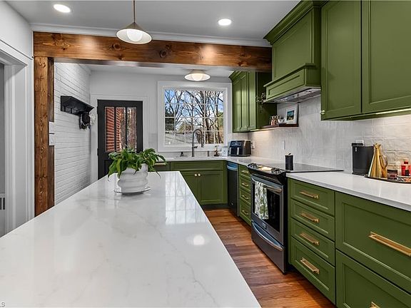 2nd image of 221 Wrenn Ave