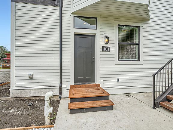 2nd image of 31628 W Commercial St #101