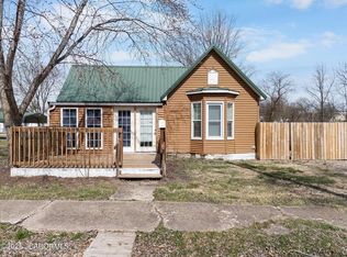 403 E 1st St, Fulton, MO 65251