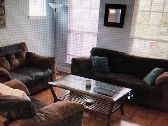 4th image of 2909 Stone Ln