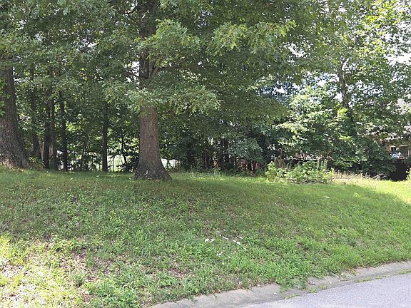2nd image of 8206 Bucks Ln