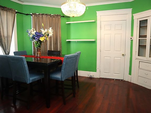 5th image of 81 Pilgrim Ave