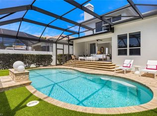 3872 Clipper Cove Dr, Naples, FL 34112