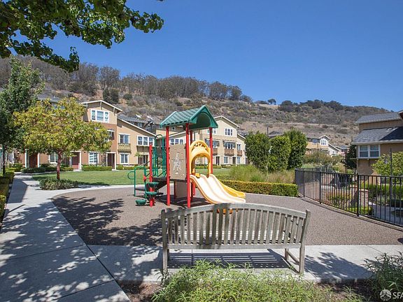 4th image of 113 W Crystal Cove Ter