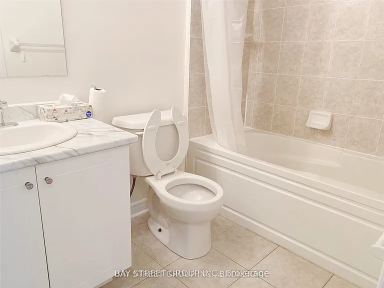 11 Eaton Park Ln #23 — Photo 10