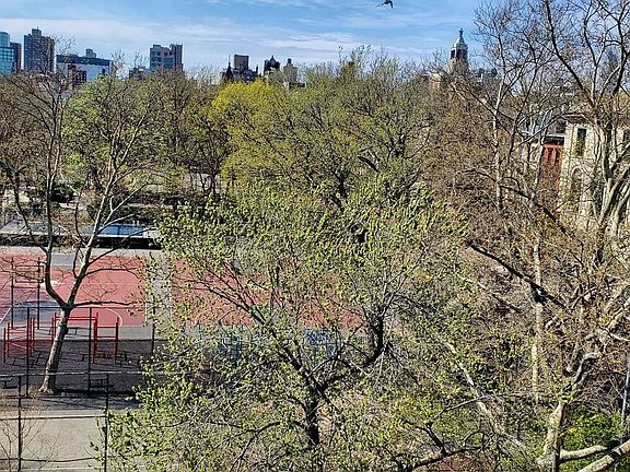 5th image of 151 Avenue B #5