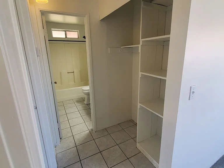 1416 E H St — Photo 6