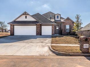 11712 NW 105th St, Yukon, OK 73099