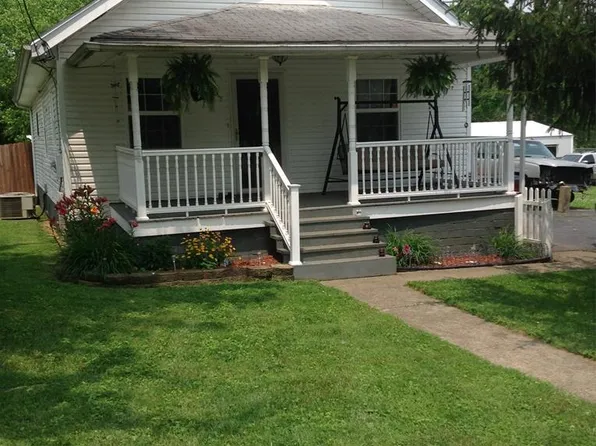 1807 Kemper Ln, West Portsmouth, OH 45663