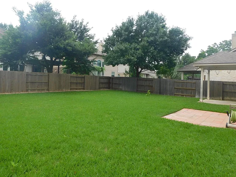 1511 Homewood Cir — Photo 23