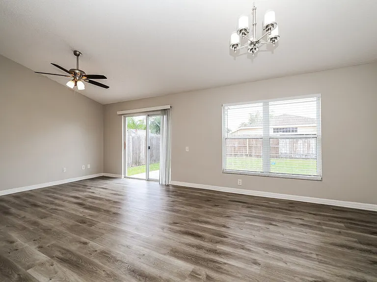 12219 Dawn Vista Dr — Photo 5