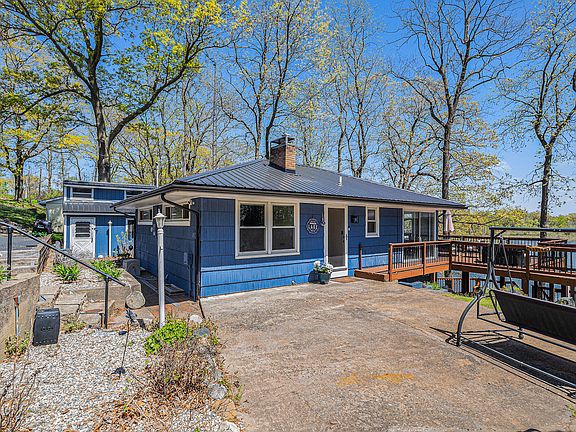 3rd image of 13872 Fineview Bluff Dr