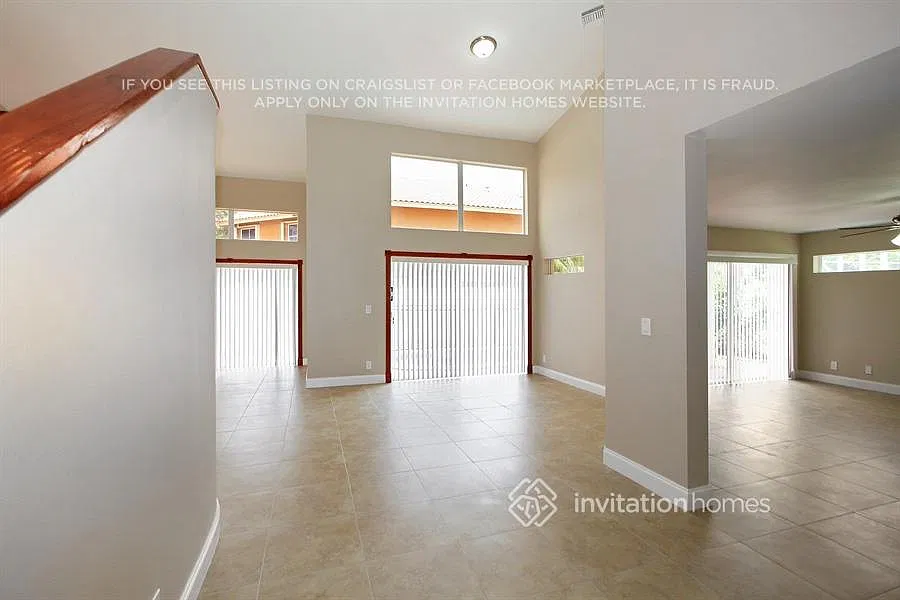 5700 NW 60th Pl Parkland, FL 33067 — Photo 3