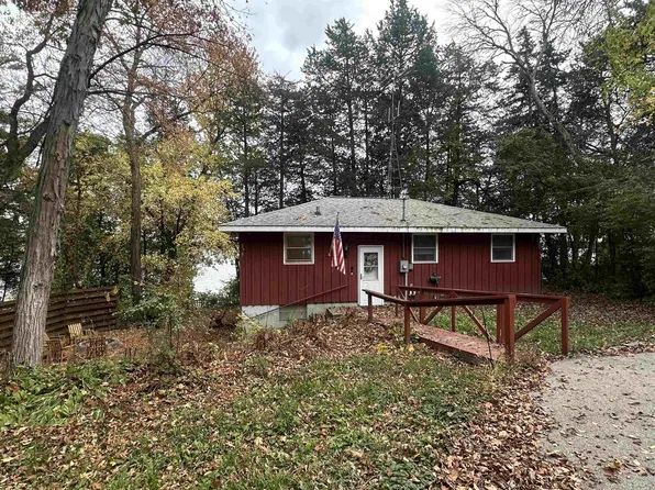 N3130 Susan Dr, Markesan, WI 53946