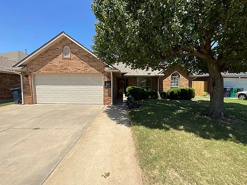 513 SW 155th Ct Photo 1