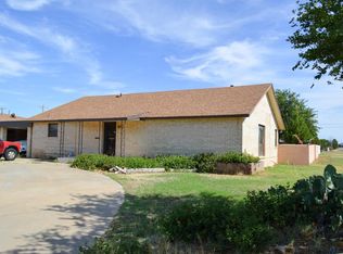 500 NW Avenue G, Seminole, TX 79360