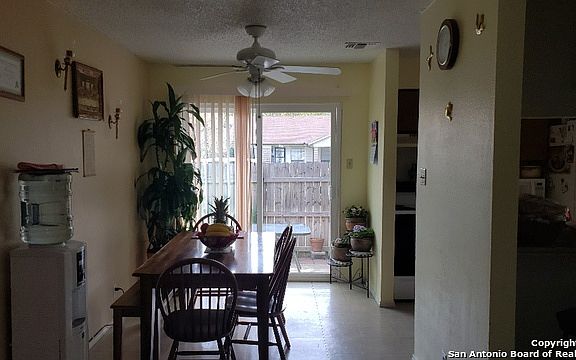 5th image of 8803 Meadow Trace St