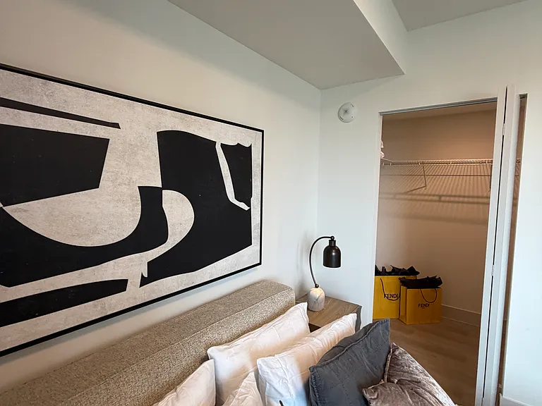 1627 Van Buren St #B — Photo 13