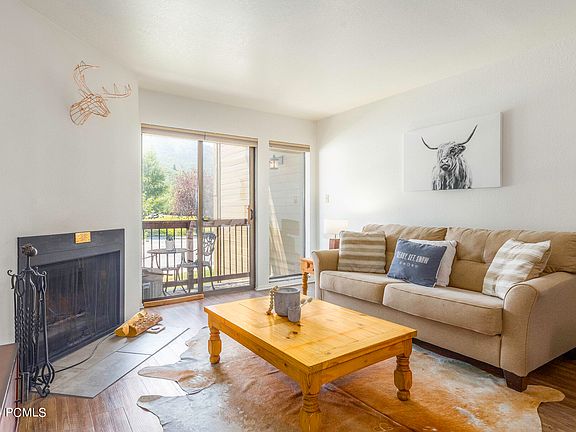 3rd image of 1530 Empire Ave #205
