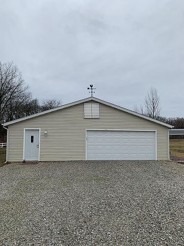 2nd image of 2225 E Buffalo Dr