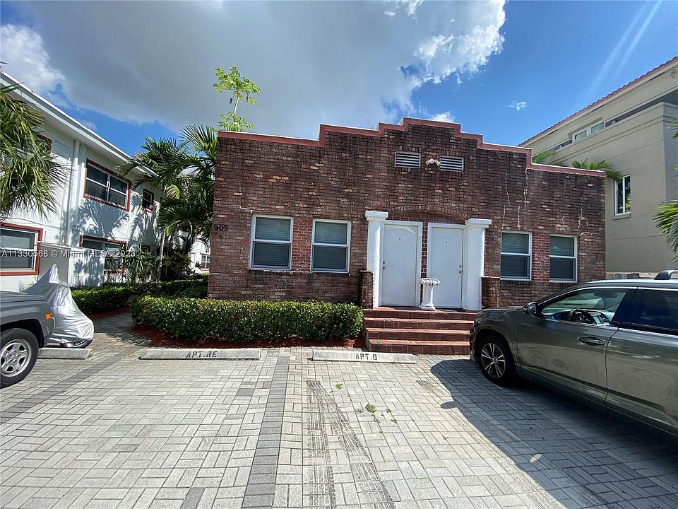 1st image of 905 SE 2nd Ct APT B