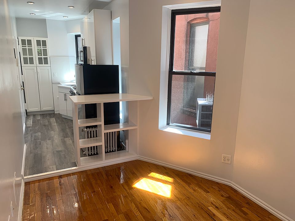 1st image of 717 9th Ave APT 5D