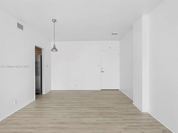 4th image of 3301 NE 5th Ave APT 801