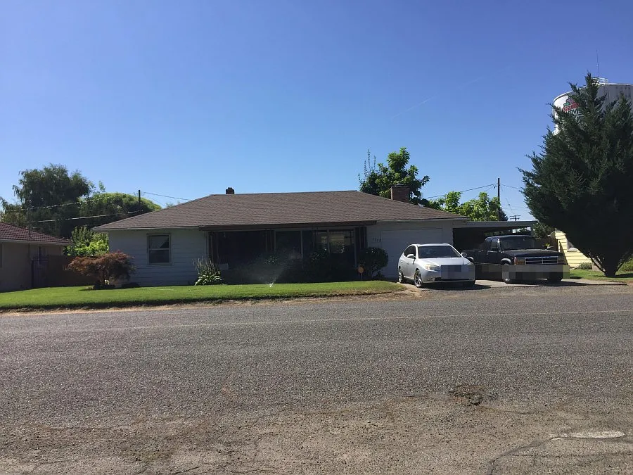 1202 Missouri St photo 1