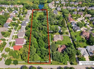 5725 S Wilmette Ave, Westmont, IL 60559