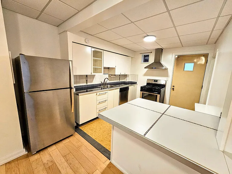 320 S Mathilda St #2 — Photo 1