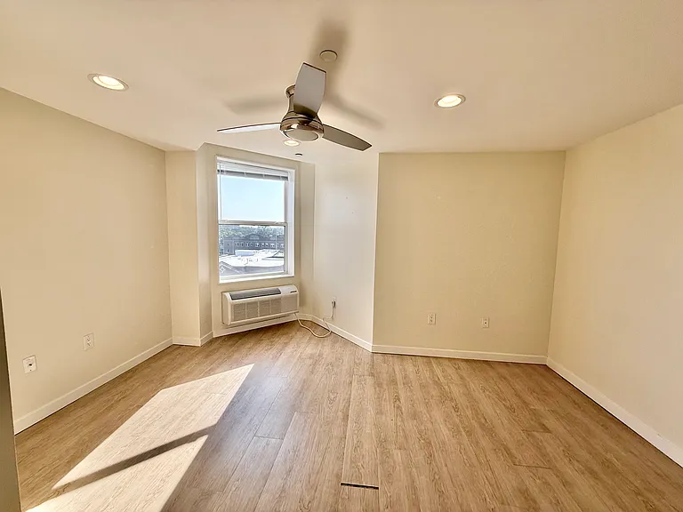 241-55 S 49th St #715 — Photo 10