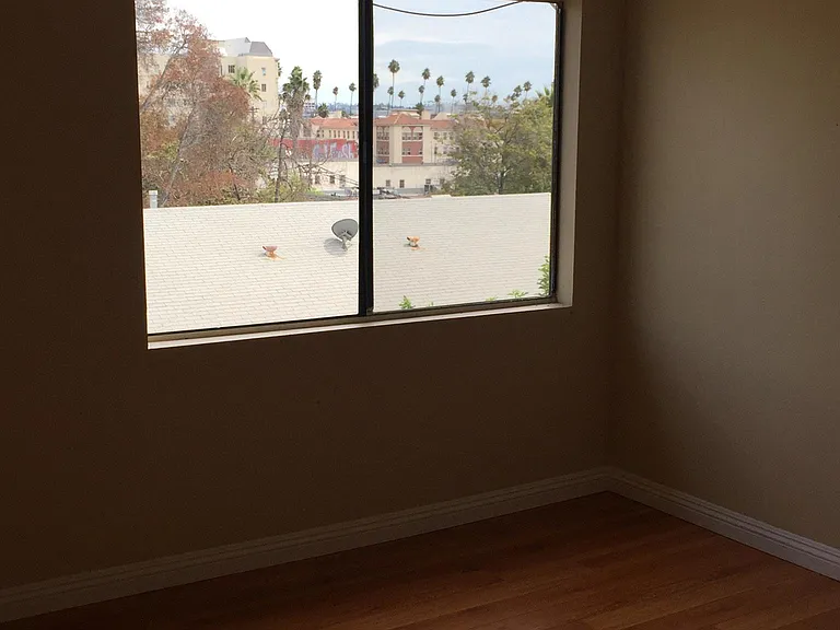 5346 Loma Linda Ave #301 — Photo 9