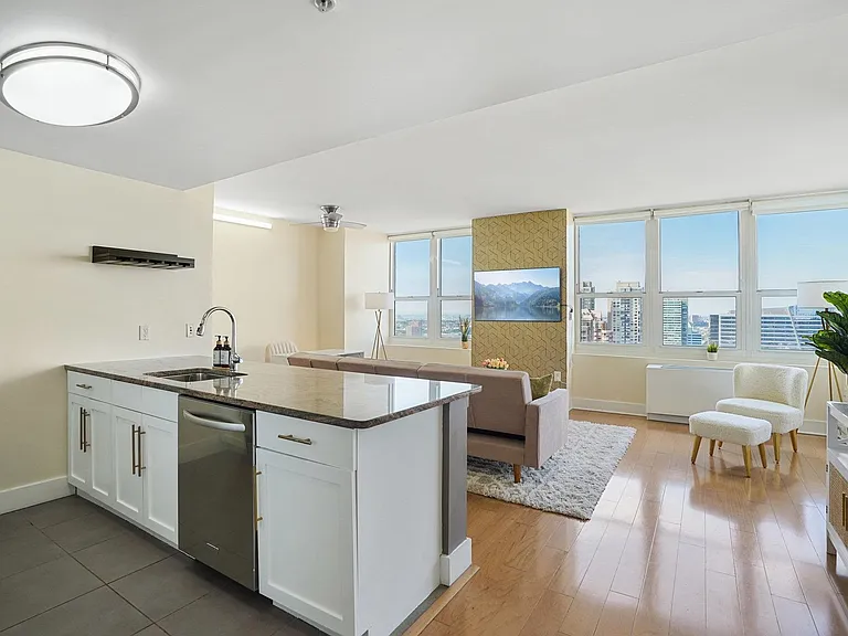 88 Morgan St #4402 — Photo 12