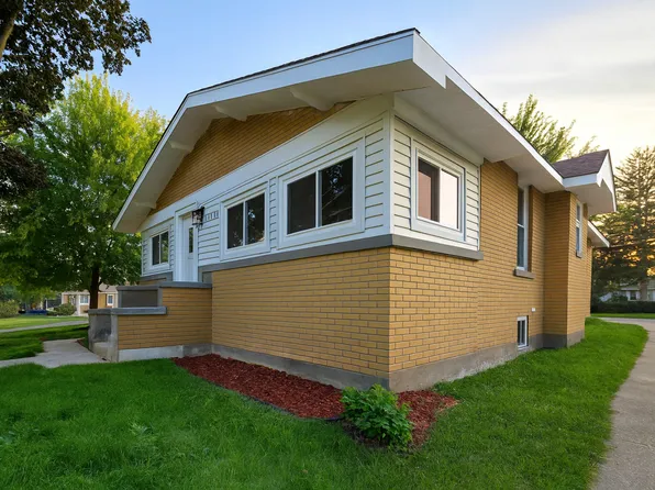 1211 Highland Ave, Joliet, IL 60435