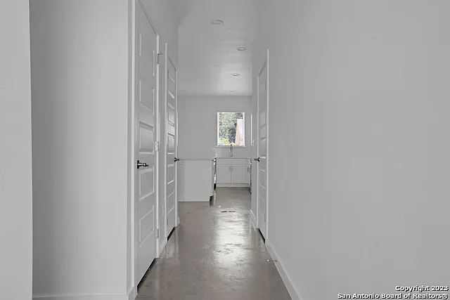 3 bed, 2.5 bath, 1375 sqft, $1,850 — Photo 3
