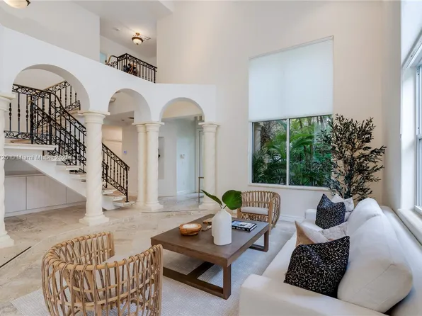 2135 S Miami Ave, Miami, FL 33129