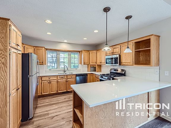 4th image of 11295 53rd St NE