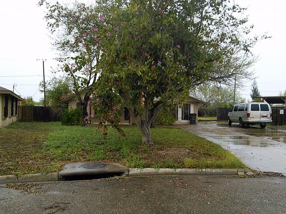 2nd image of 2430 Briarwood Dr