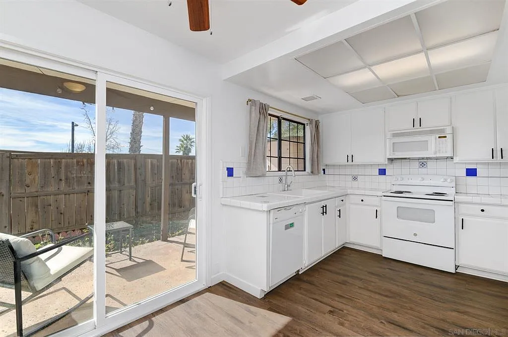 625 South Fig Street #10 - 1 — Photo 4