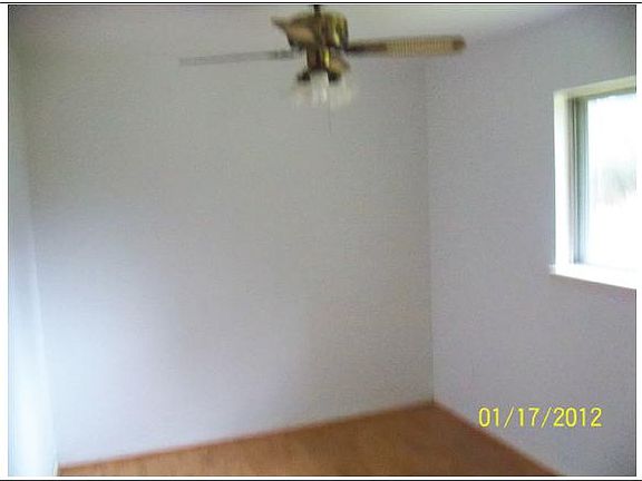 4th image of 912 Glenrock Dr