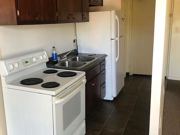 2nd image of 17530 Lake Shore Blvd #201