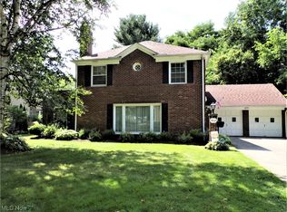 312 Dorchester Rd, Akron, OH 44320