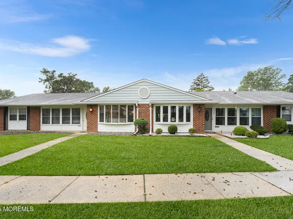 1058A Argyll Circle, Lakewood, NJ 08701